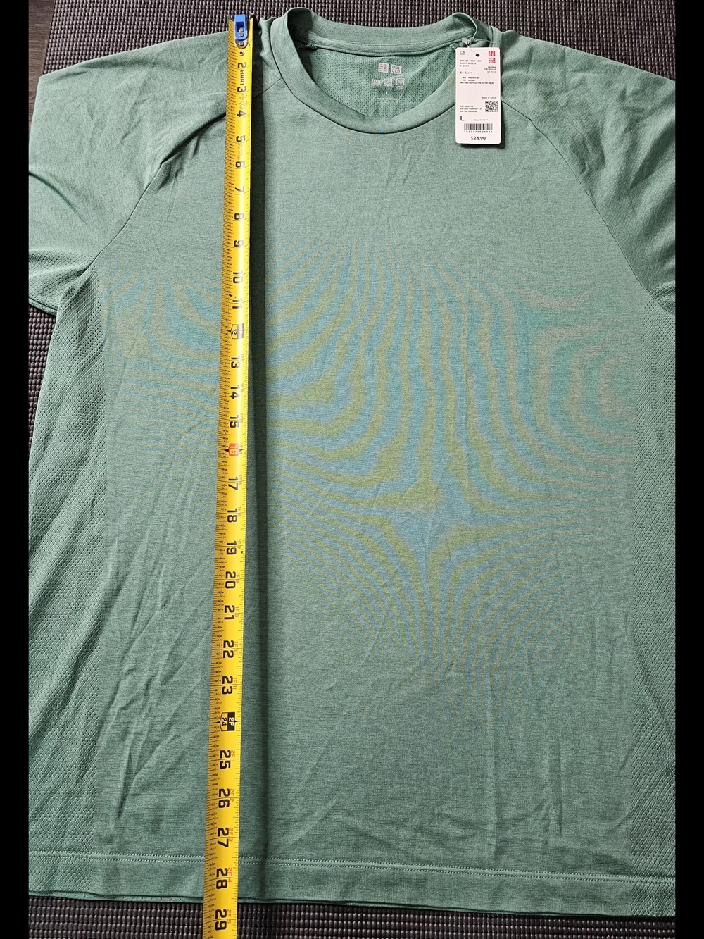 NWT Uniqlo Men's L DRY-EX Short Sleeve Athletic T-Shirt Sage Green Textured